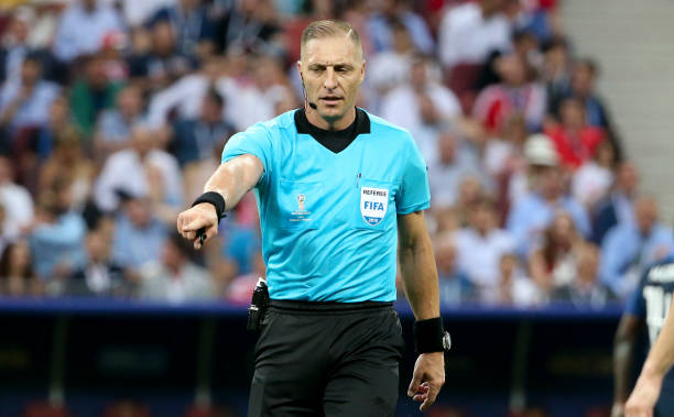 一场关键的 一场关键的